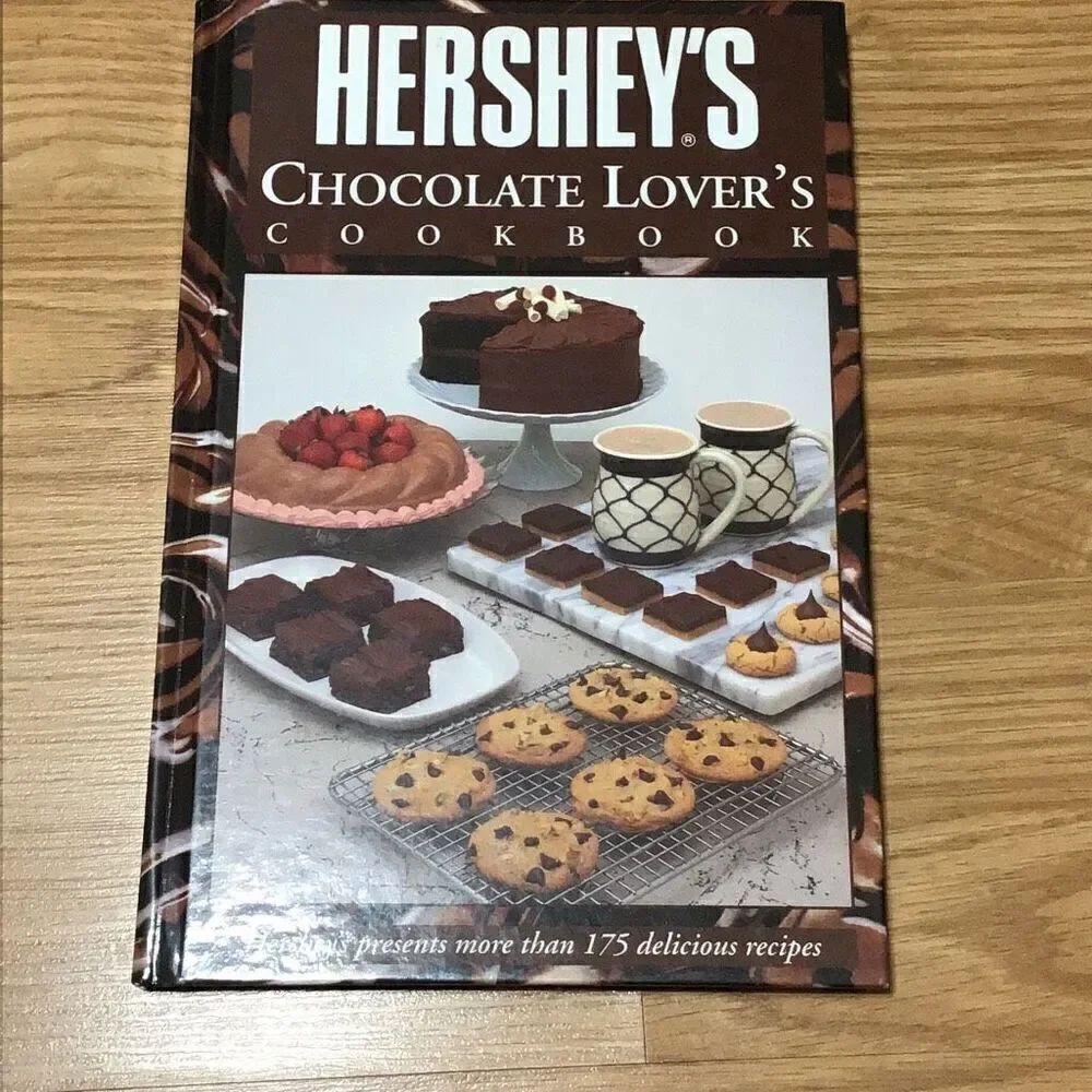 Vintage 1993 Hershey chocolate cookbook